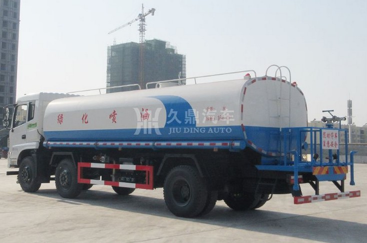 20����20�����|�L����С���S�G����ˮ܇�DƬ