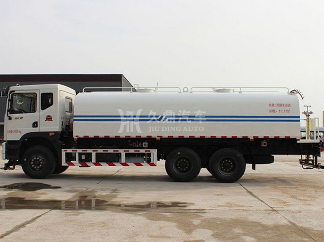 20����20�����|�L(f��ng)�������p��G����ˮ܇(ch��)�DƬ