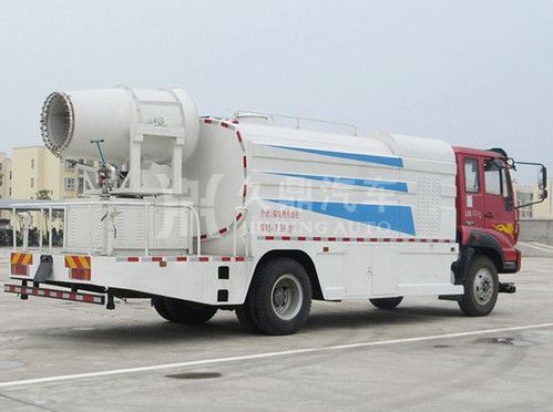 重汽斯太爾多功能抑塵車廠家價(jià)格4