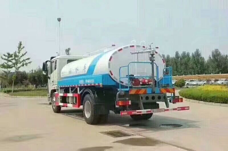 �������10����ˮ܇�DƬ