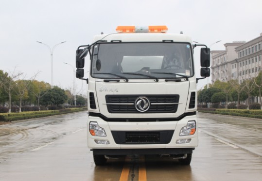 �|�L(f��ng)����ǰ�ĺ�˞�ˮ܇����DƬ