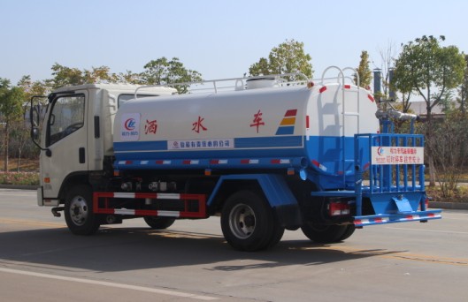 ���￵��6����ˮ܇(ch��)����DƬ