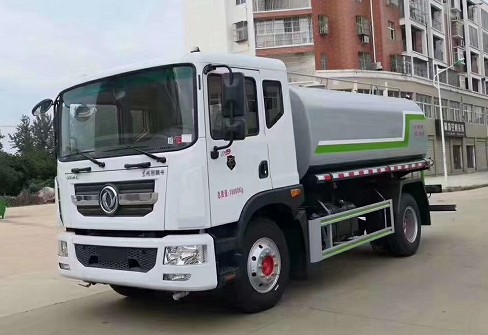 國(guó)六12方東風(fēng)多利卡D9灑水車圖片 國(guó)六12方東風(fēng)多利卡D9灑水車圖片