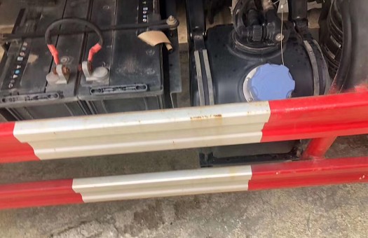 二手帶手續(xù)隨州牌6方灑水車(chē) 二手帶手續(xù)隨州牌6方灑水車(chē)