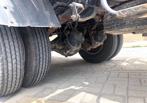 二手帶手續(xù)隨州牌6方灑水車(chē),極品車(chē)況,現(xiàn)低價(jià)轉(zhuǎn)讓?zhuān)?