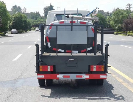 國(guó)六3方凱馬K3柴油版藍(lán)牌灑水車 國(guó)六3方凱馬K3柴油版藍(lán)牌灑水車