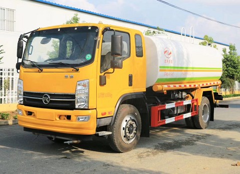 10噸灑水車價格及圖片_國六凱馬10方綠化灑水車廠家價格2