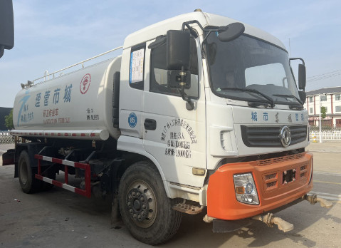 二手國(guó)五15方灑水車(chē)_二手國(guó)五東風(fēng)隨專(zhuān)15方灑水車(chē)3