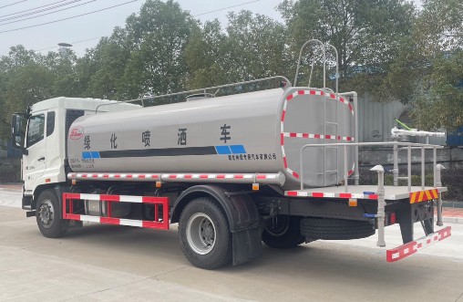 15����������V5��ˮ܇