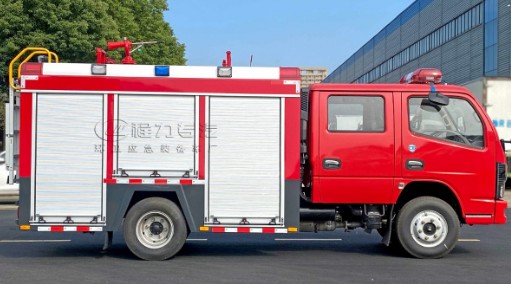 �����|�LС������2.5����ˮ������܇