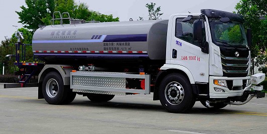 �����S�M(j��n)14������Դˮ܇_�P���L(f��ng)��KLF5182GPSBEV�ͼ�늄�(d��ng)�G������܇