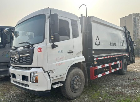 �|�L���\���s����܇